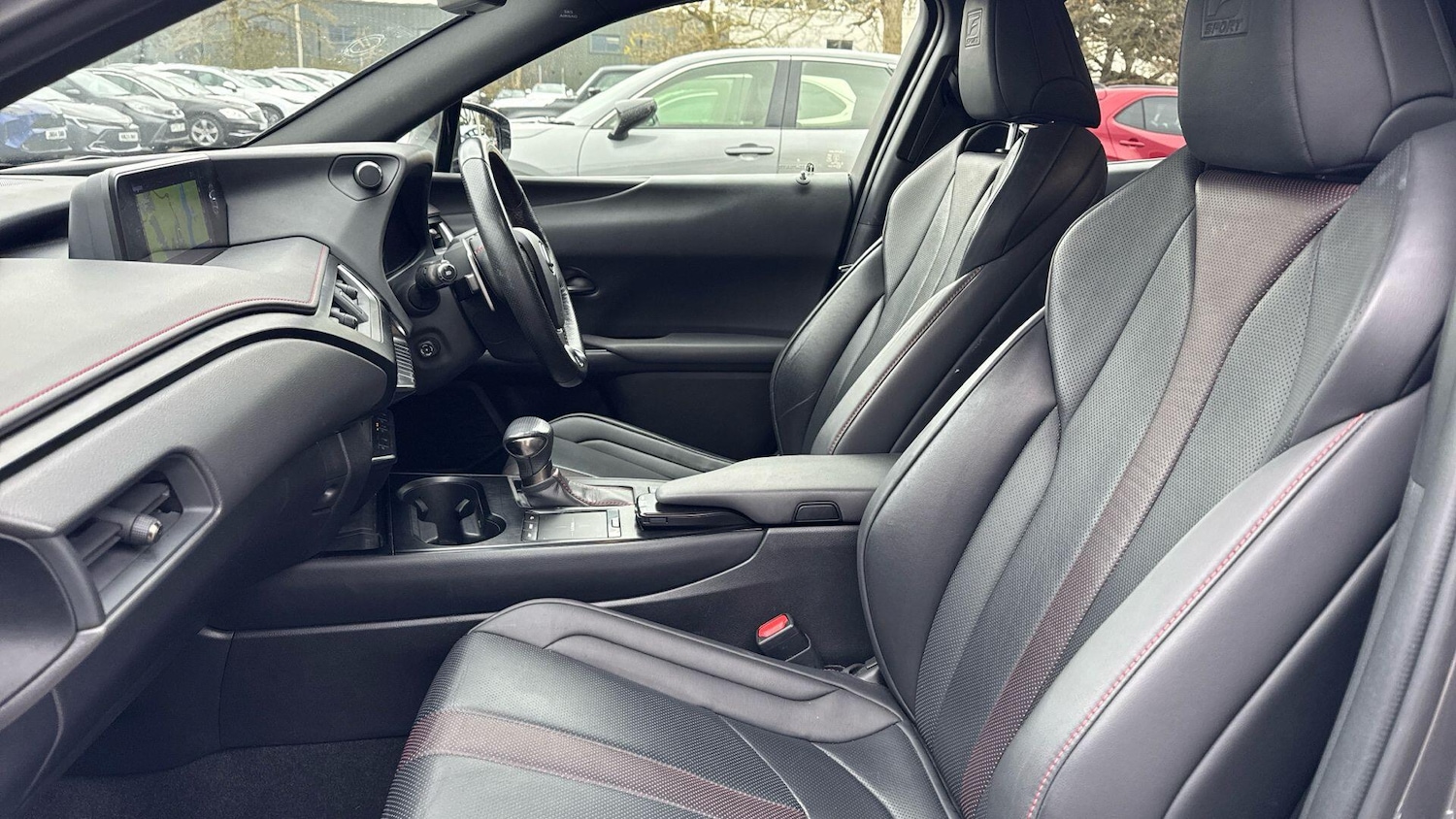 Used Lexus UX 2019 for sale - 77314905: Photo 30