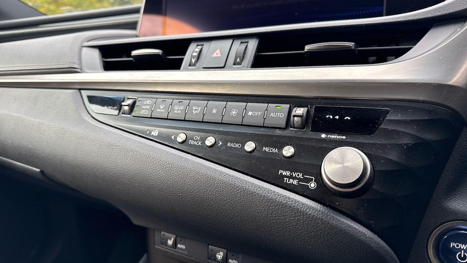 Used Lexus ES 2021 for sale - 76619603: Photo 26