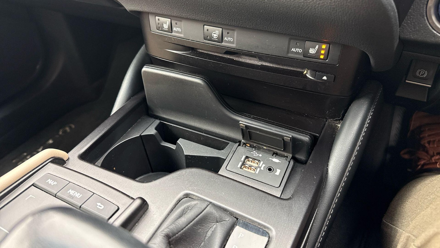 Used Lexus ES 2021 for sale - 76619603: Photo 28