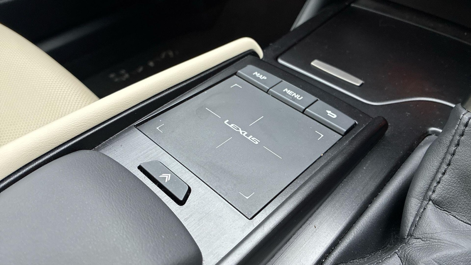 Used Lexus ES 2022 for sale - 77081496: Photo 28