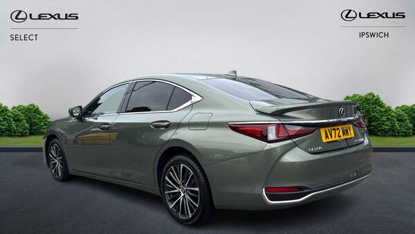 Used Lexus ES 2022 for sale - 76326344: Photo 2