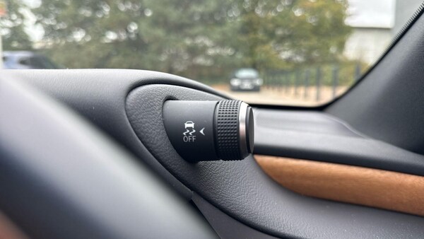Used Lexus ES 2022 for sale - 76326344: Photo 32