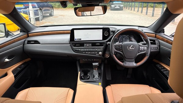 Used Lexus ES 2022 for sale - 76326344: Photo 9