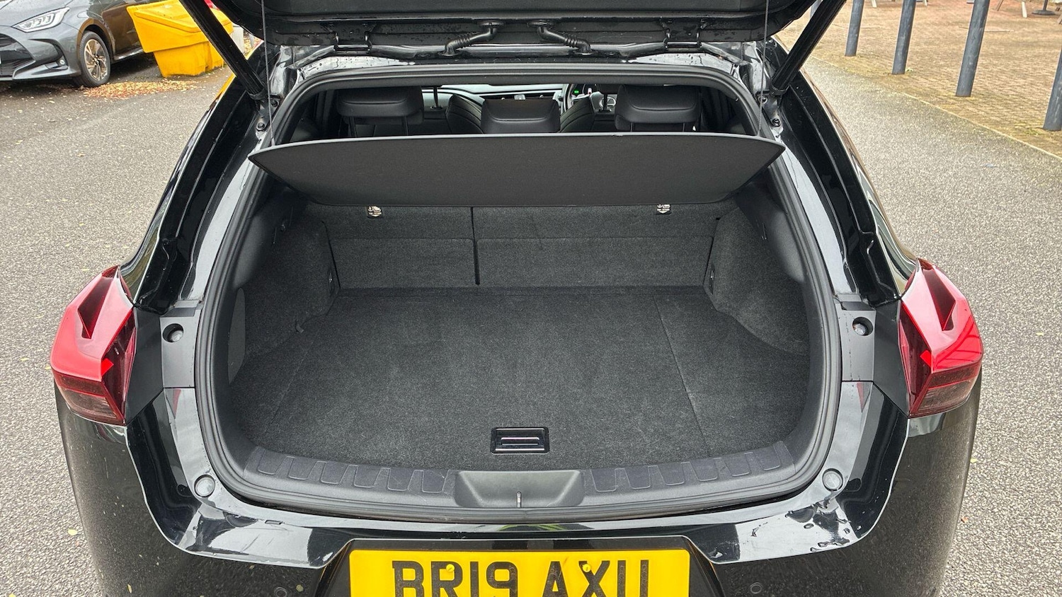 Used Lexus UX 2019 for sale - 76456615: Photo 17