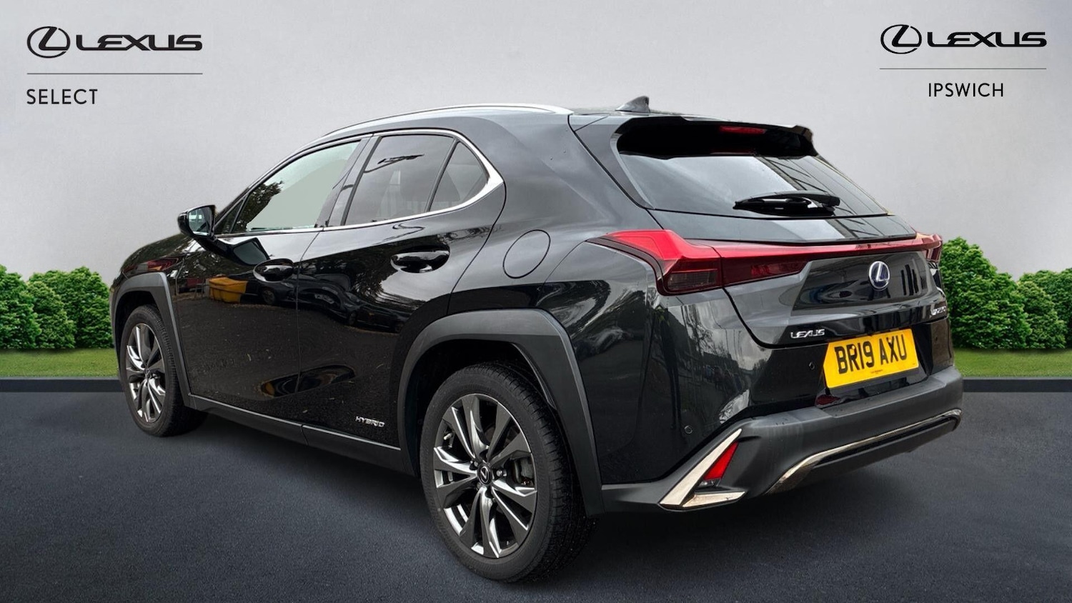 Used Lexus UX 2019 for sale - 76456615: Photo 2
