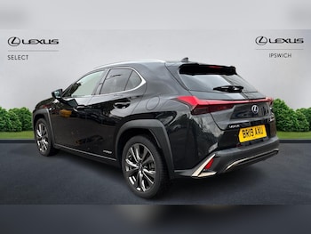 Used Lexus UX 2019 for sale - 76456615: Photo