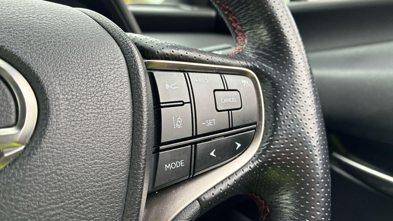 Used Lexus UX 2019 for sale - 76456615: Photo 37