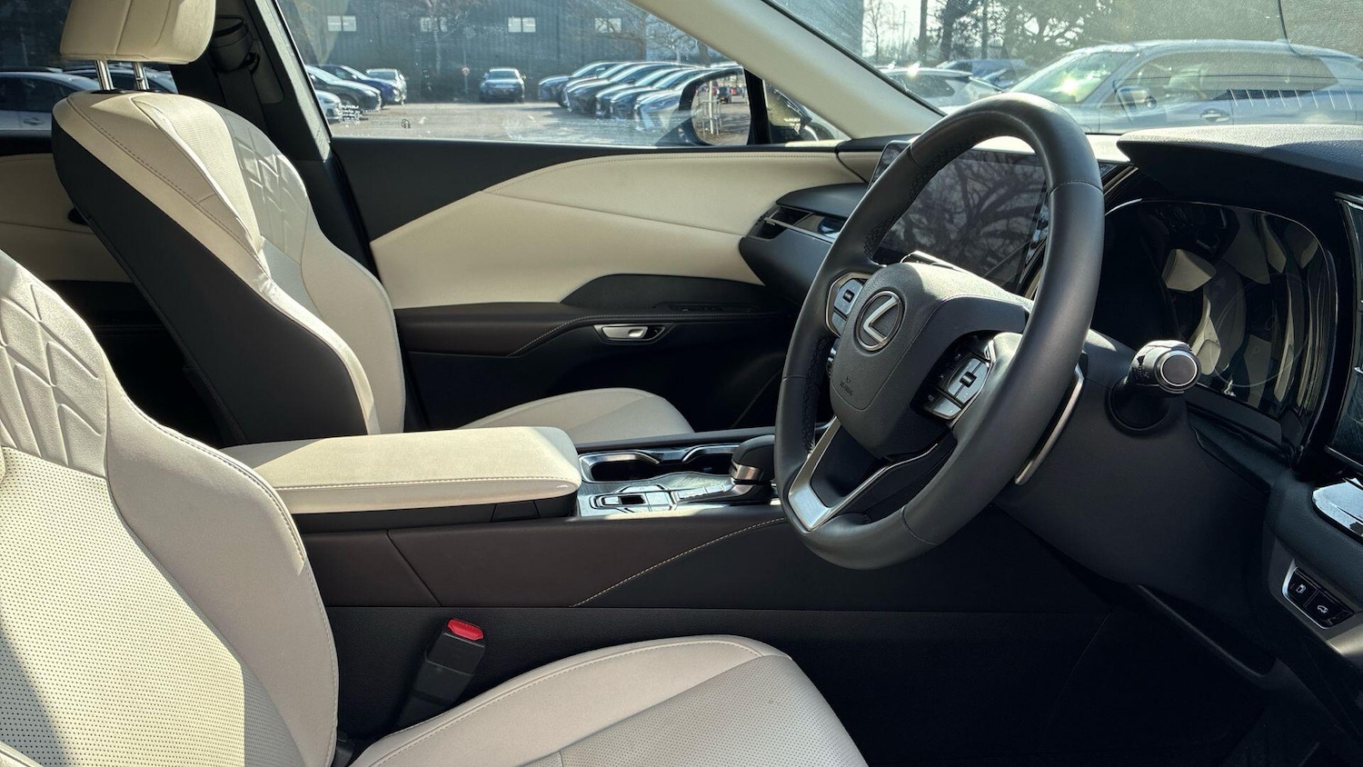 Used Lexus RX 2023 for sale - 77799473: Photo 15