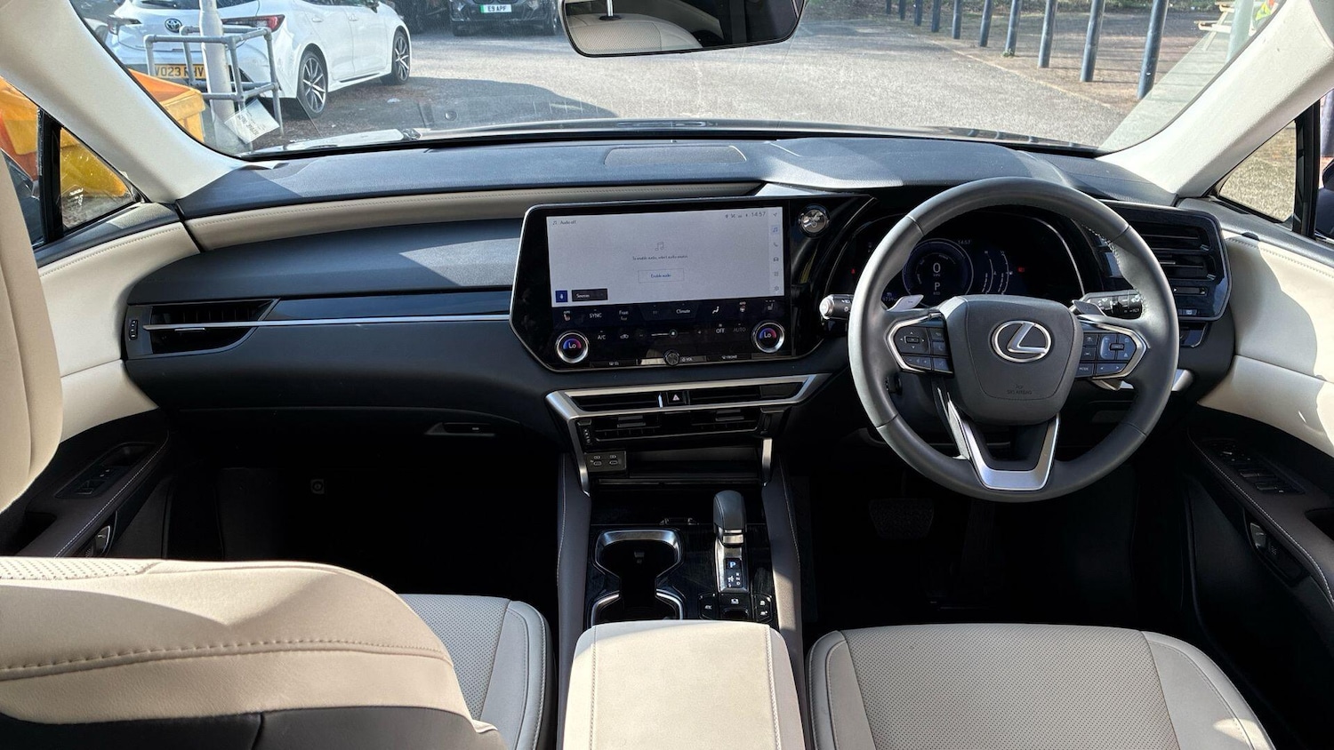 Used Lexus RX 2023 for sale - 77799473: Photo 9