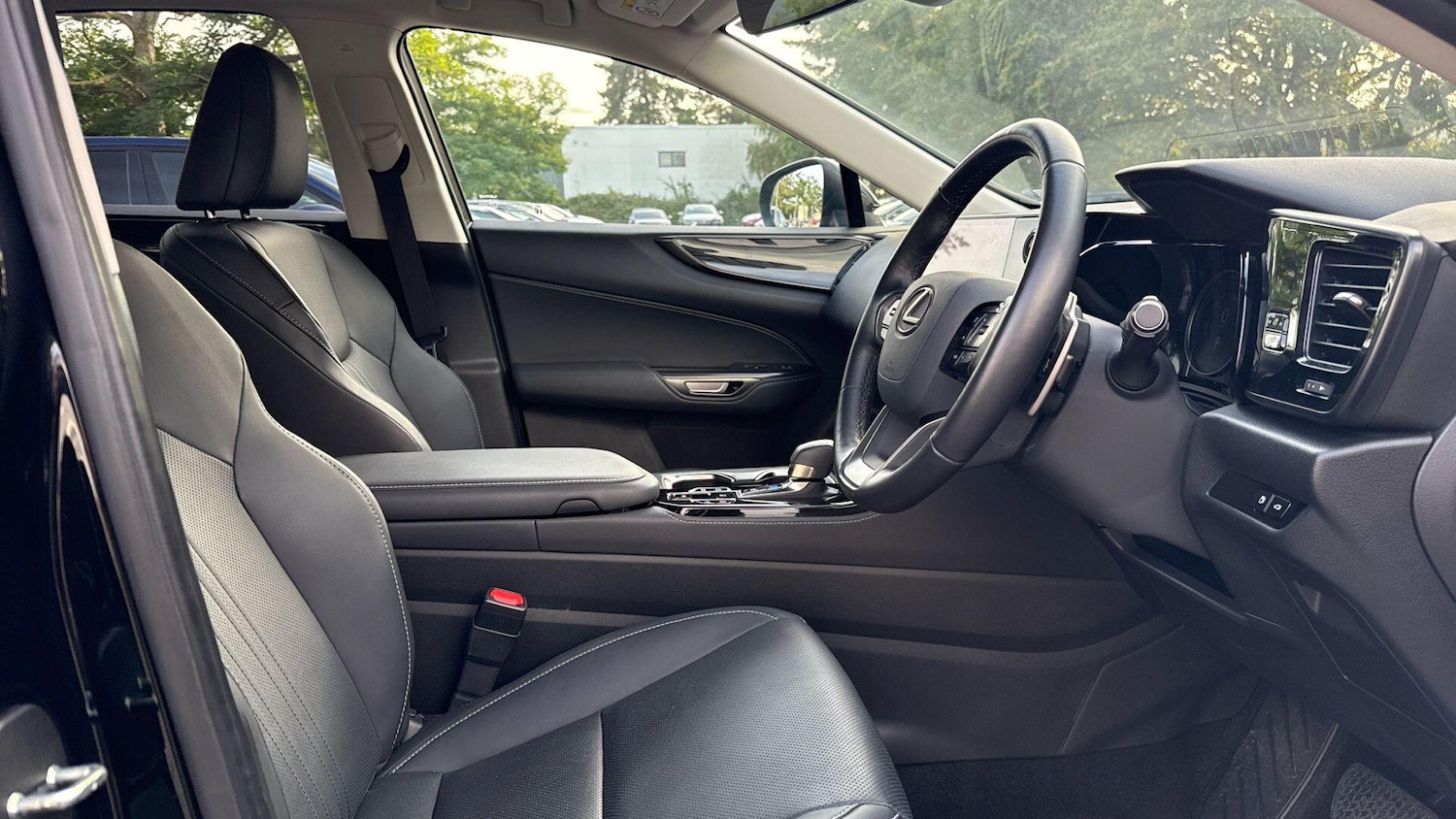 Used Lexus NX 2022 for sale - 76072890: Photo 15