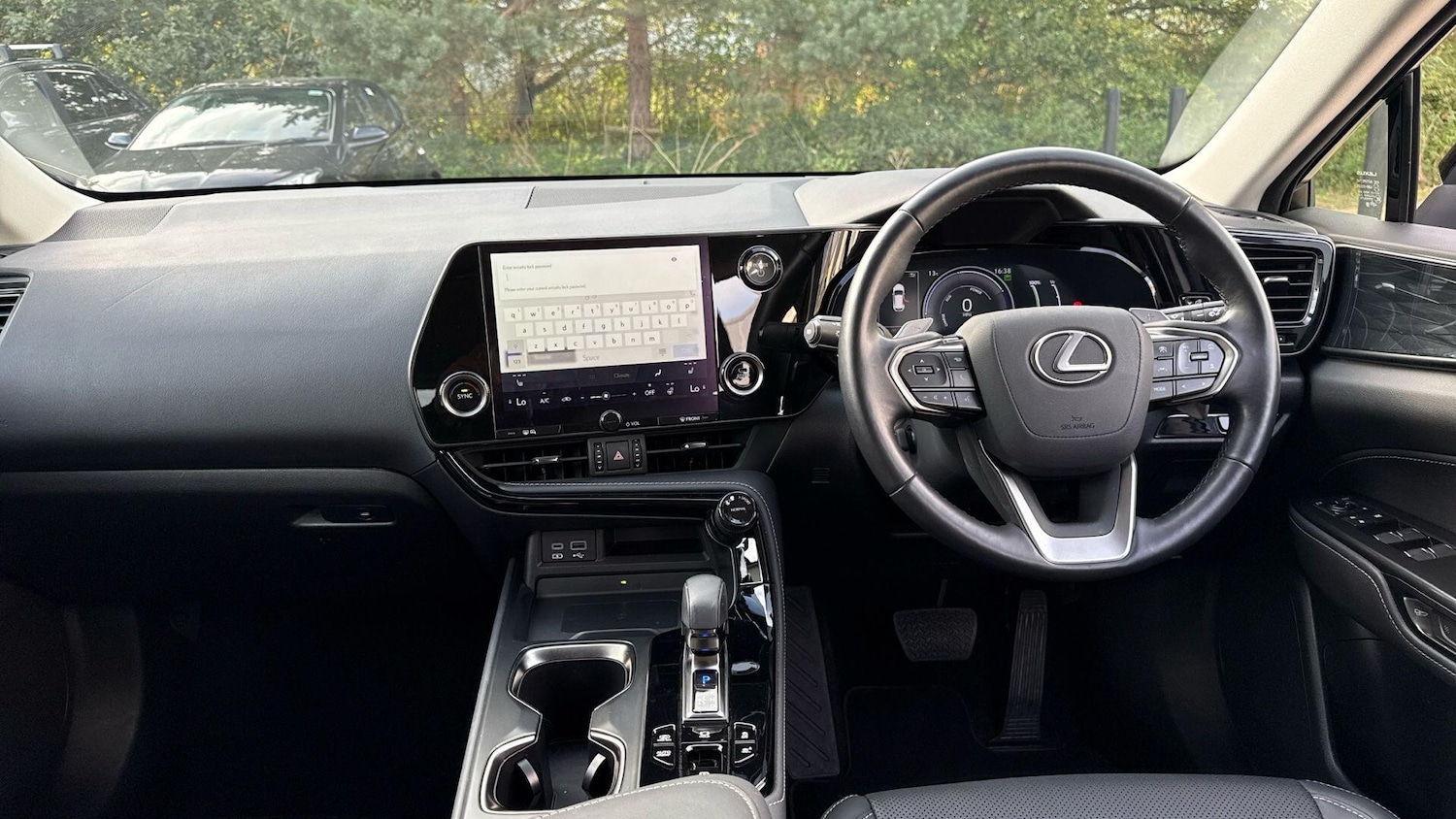 Used Lexus NX 2022 for sale - 76072890: Photo 9