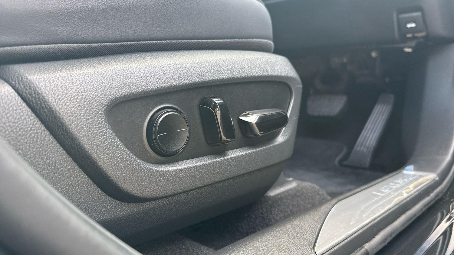 Used Lexus NX 2023 for sale - 76912682: Photo 32