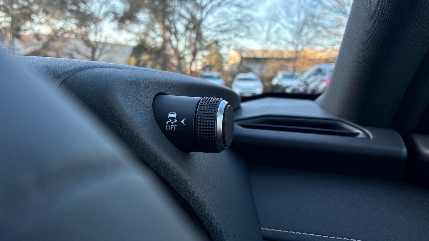 Used Lexus UX 2025 for sale - 77108944: Photo 16