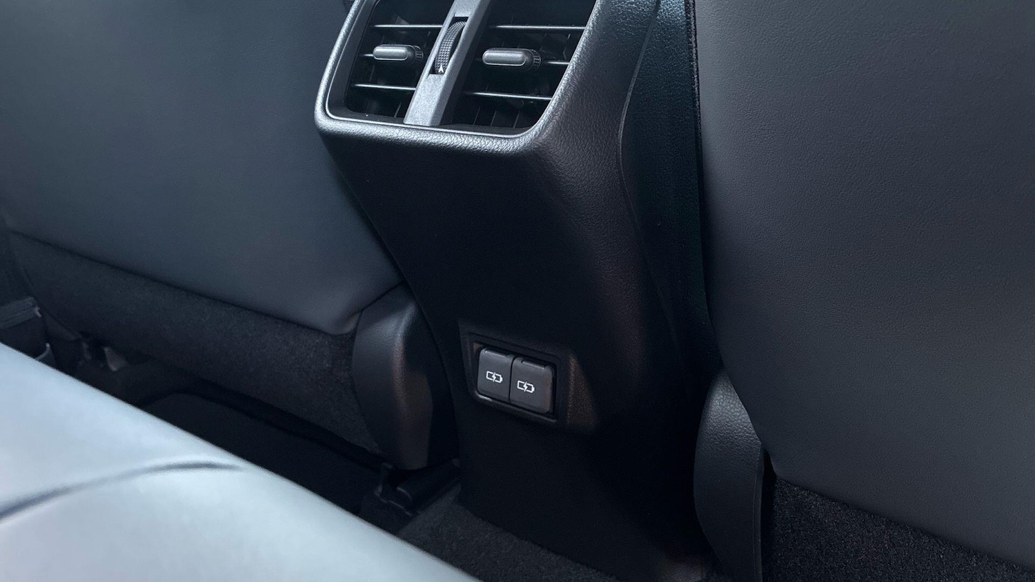 Used Lexus UX 2025 for sale - 77108944: Photo 23