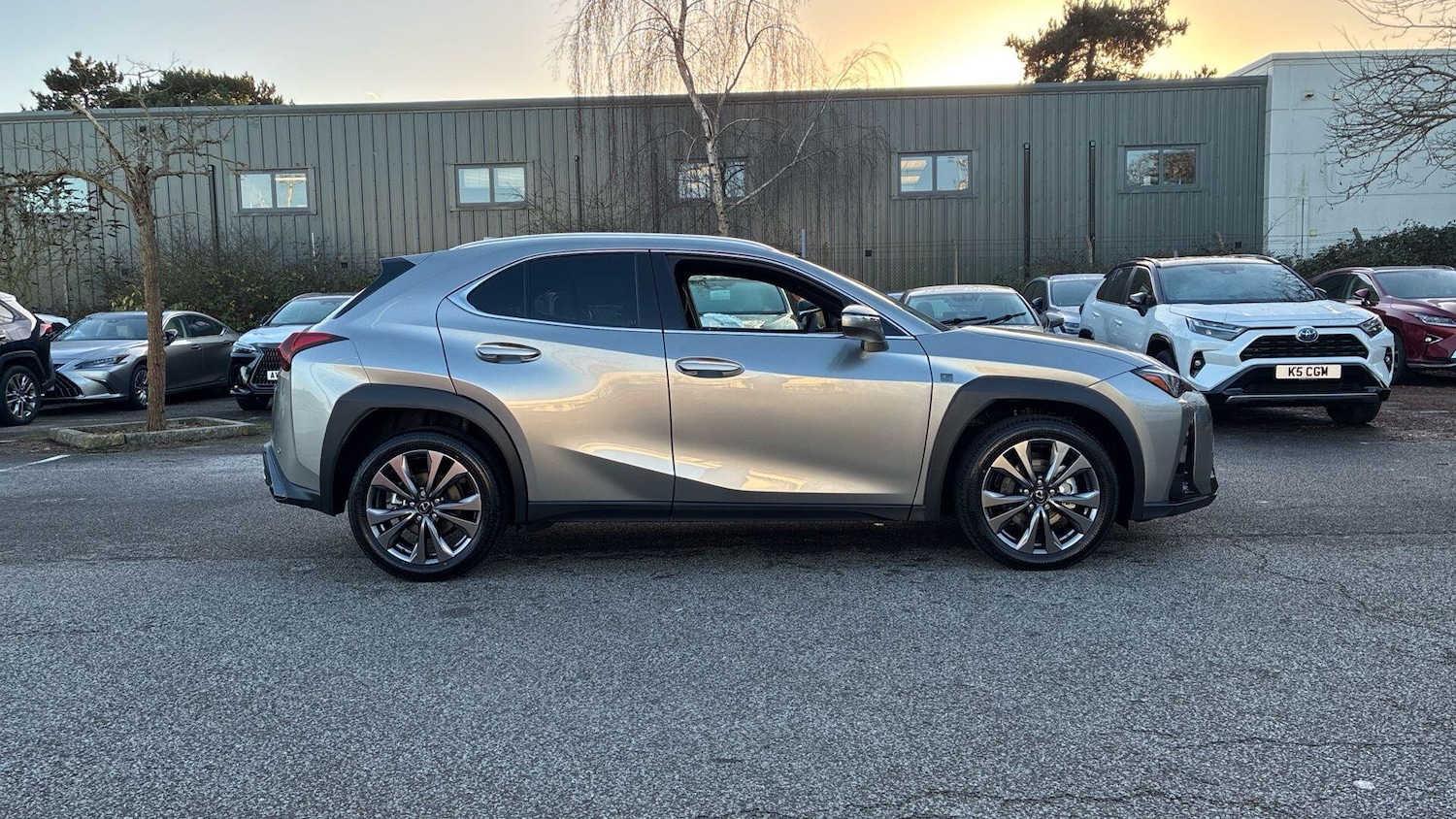 Used Lexus UX 2025 for sale - 77108944: Photo 9