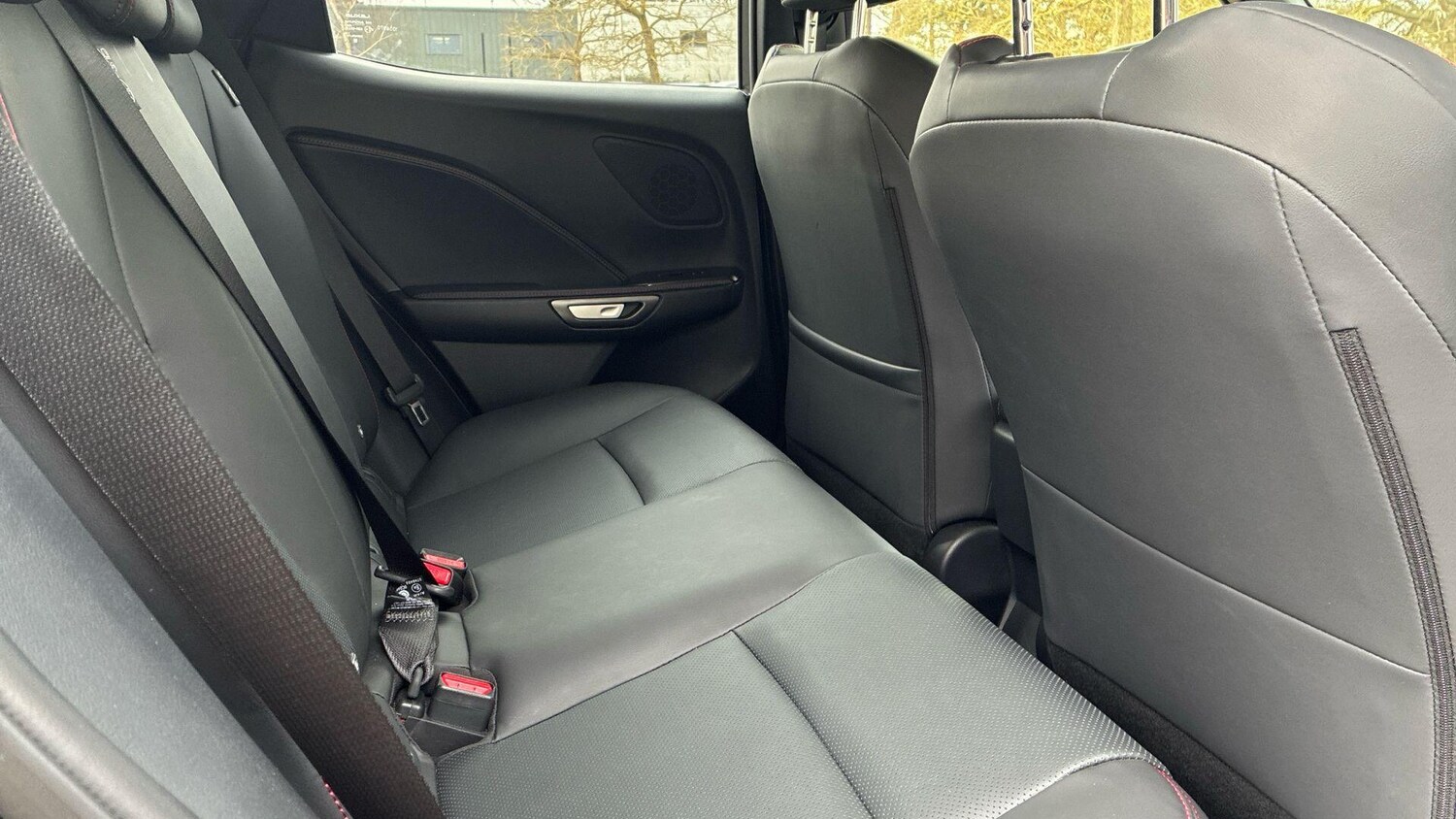 Used Lexus LBX for sale - 77853692: Photo 11