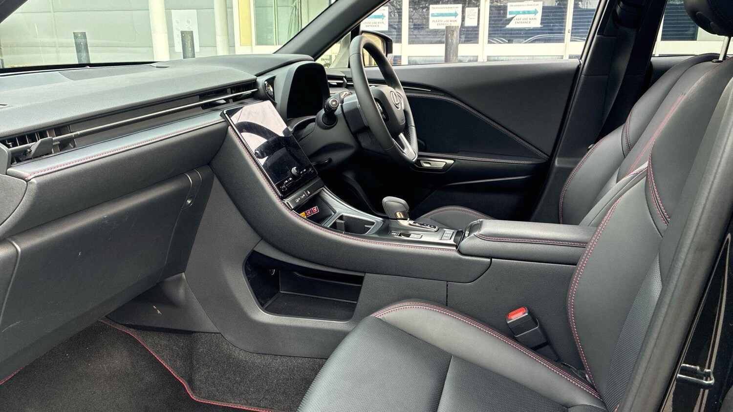 Used Lexus LBX for sale - 77853692: Photo 8