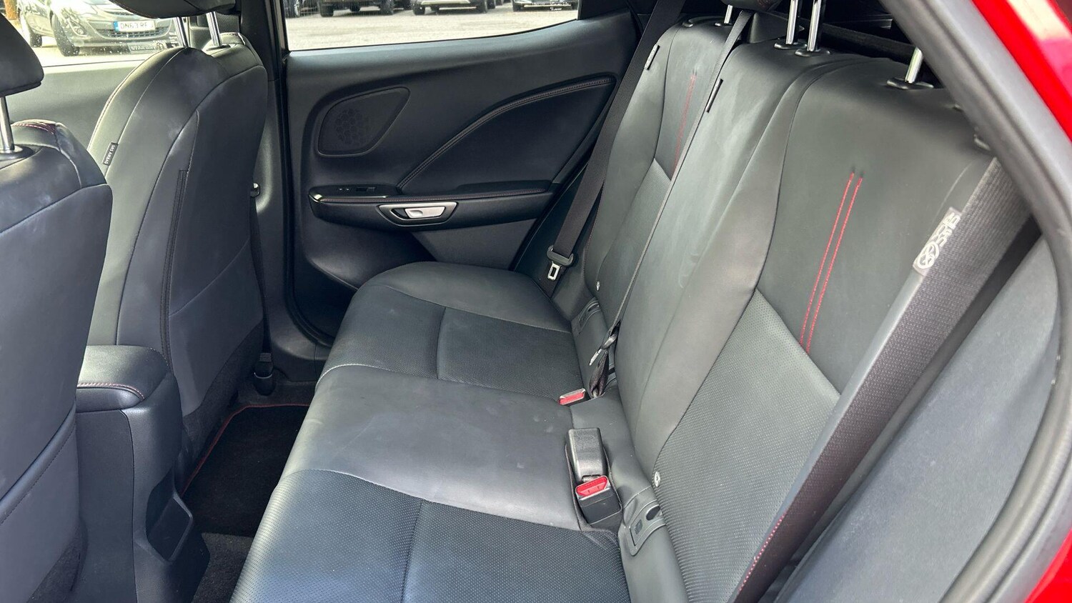 Used Lexus LBX for sale - 77411635: Photo 14