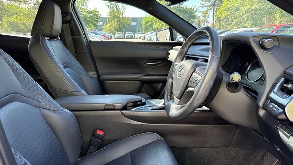 Used Lexus UX 2022 for sale - 76071579: Photo 15