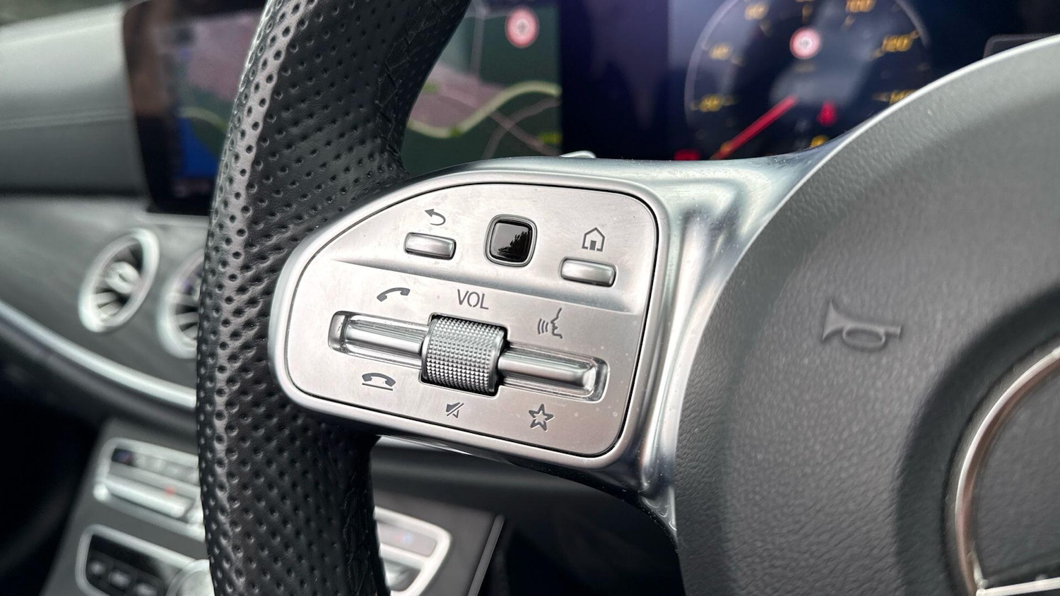 Used Mercedes-Benz E Class for sale - 78147789: Photo 33