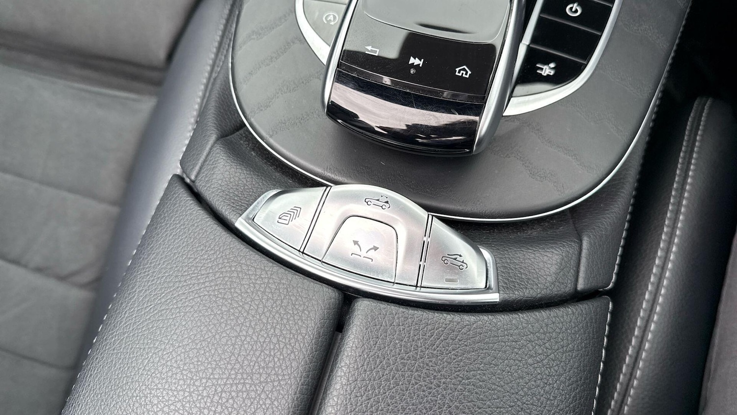 Used Mercedes-Benz E Class for sale - 78147789: Photo 37