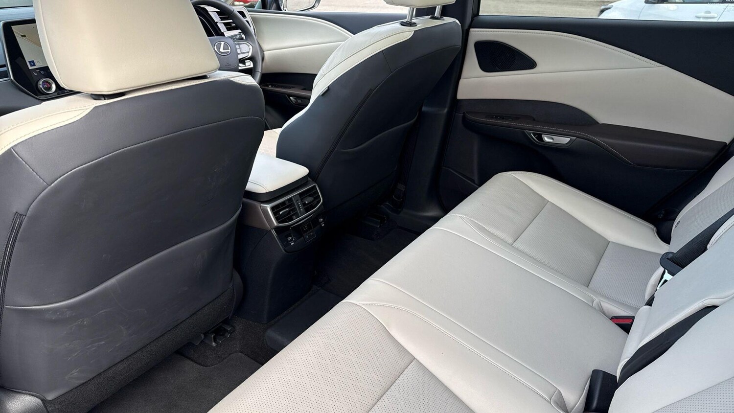 Used Lexus RX 2025 for sale - 78147964: Photo 11