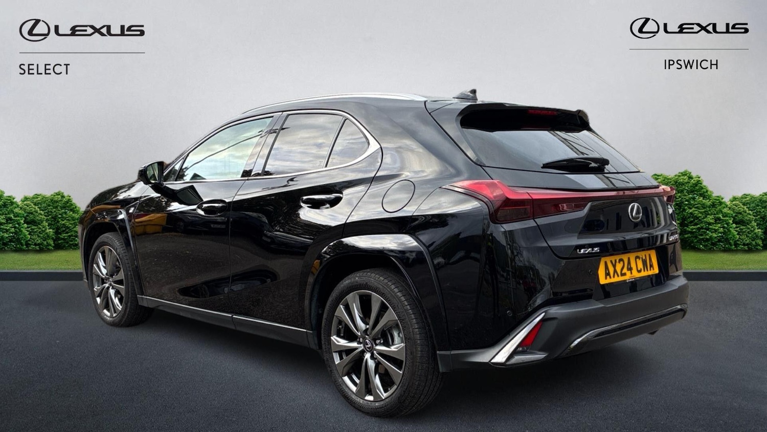 Used Lexus UX 2024 for sale - 76498581: Photo 2