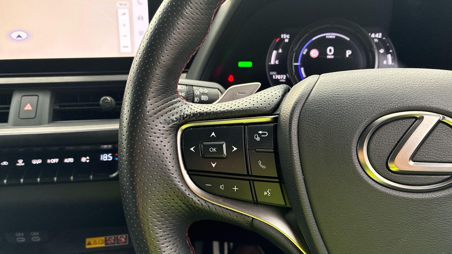 Used Lexus UX 2024 for sale - 76498581: Photo 30