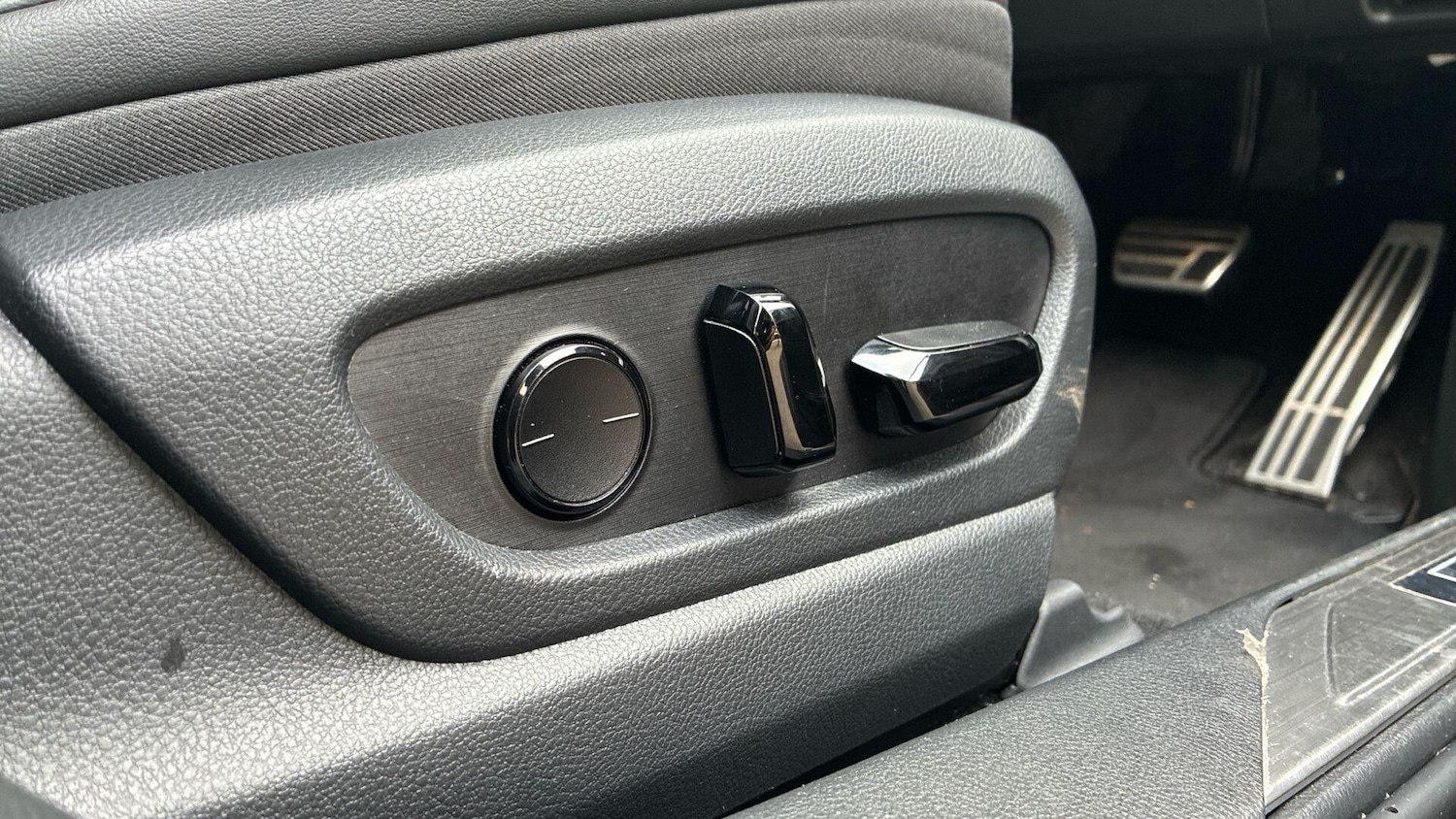 Used Lexus UX 2024 for sale - 76498581: Photo 34