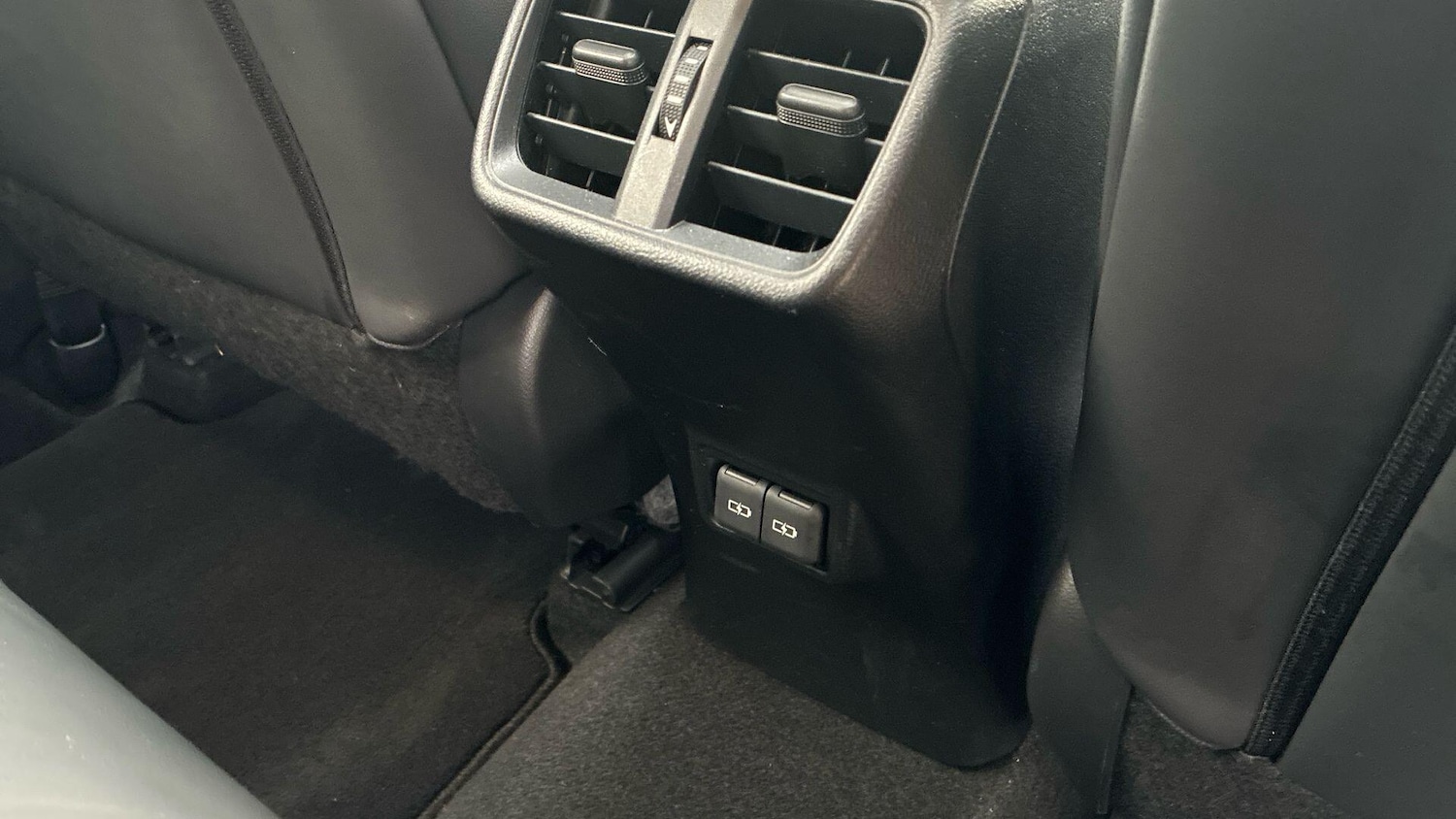 Used Lexus UX 2024 for sale - 76498581: Photo 36