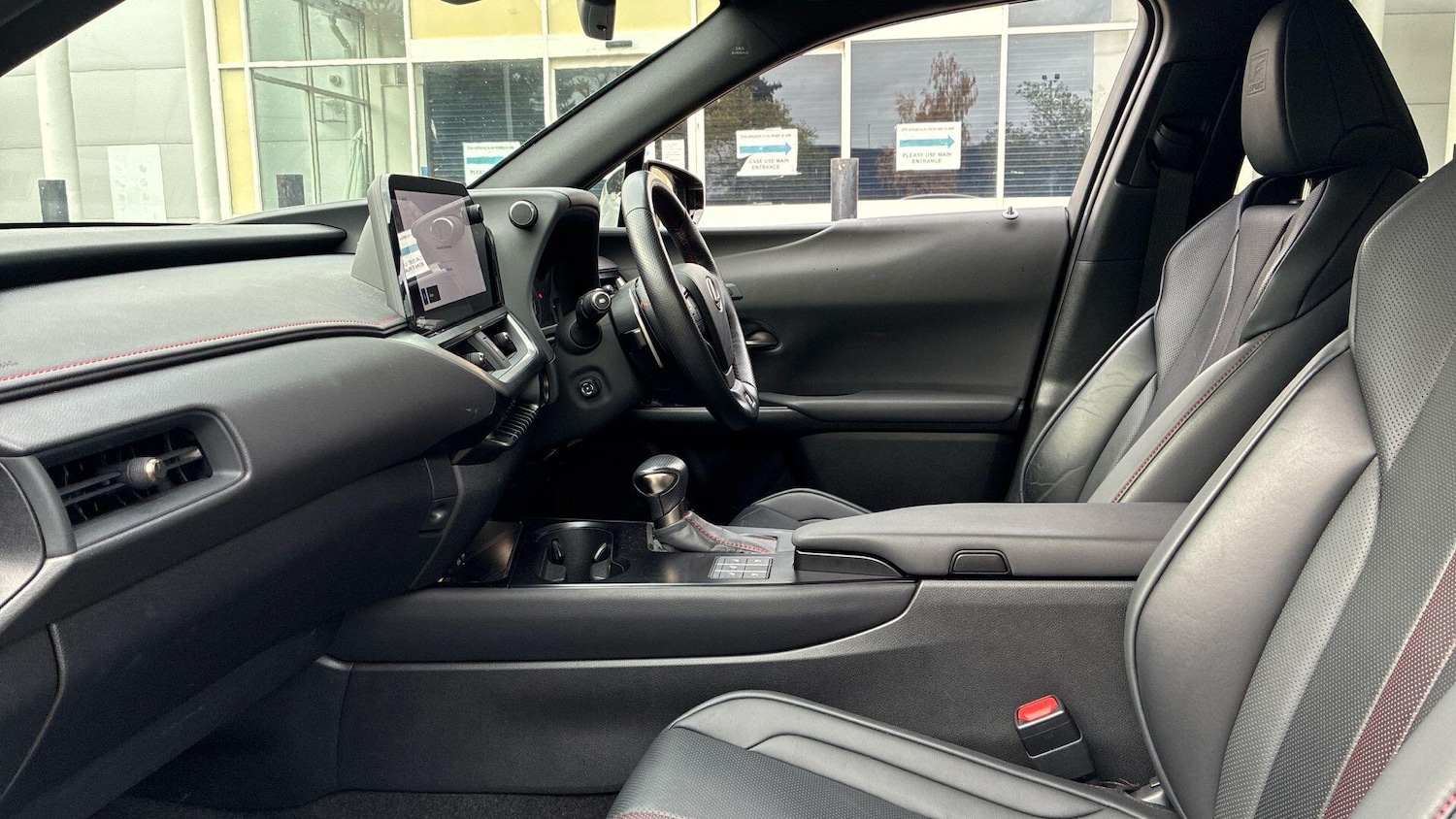 Used Lexus UX 2024 for sale - 76498581: Photo 8