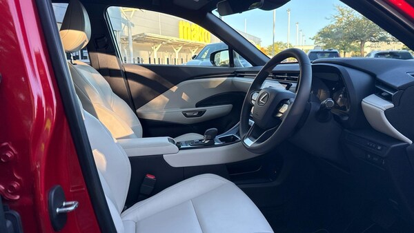 Used Lexus LBX 2024 for sale - 76283459: Photo 15