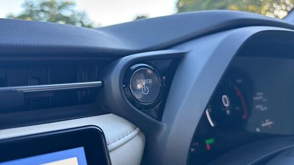 Used Lexus LBX 2024 for sale - 76283459: Photo 29
