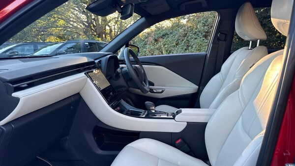Used Lexus LBX 2024 for sale - 76283459: Photo 8
