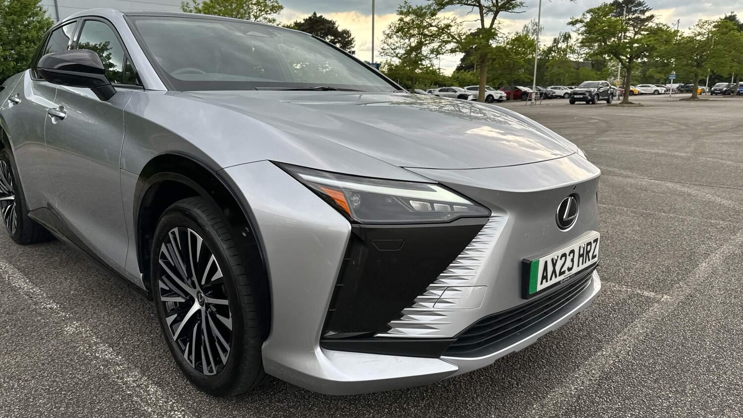 Used Lexus RZ 2023 for sale - 76866460: Photo 32