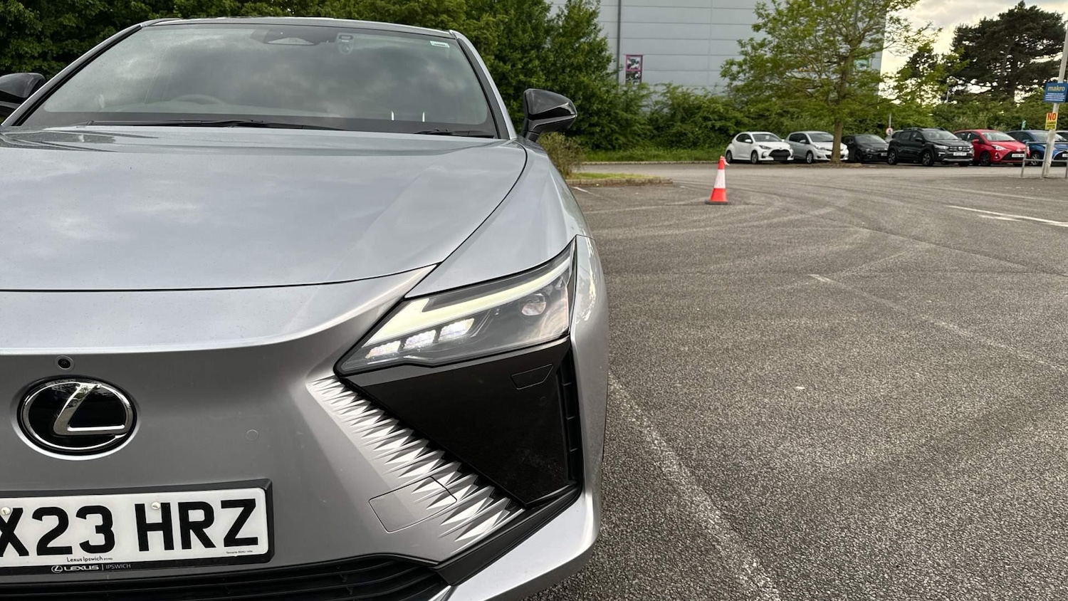 Used Lexus RZ 2023 for sale - 76866460: Photo 34