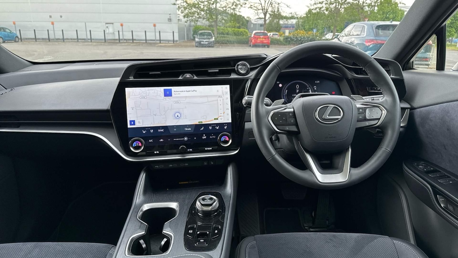 Used Lexus RZ 2023 for sale - 76866460: Photo 7