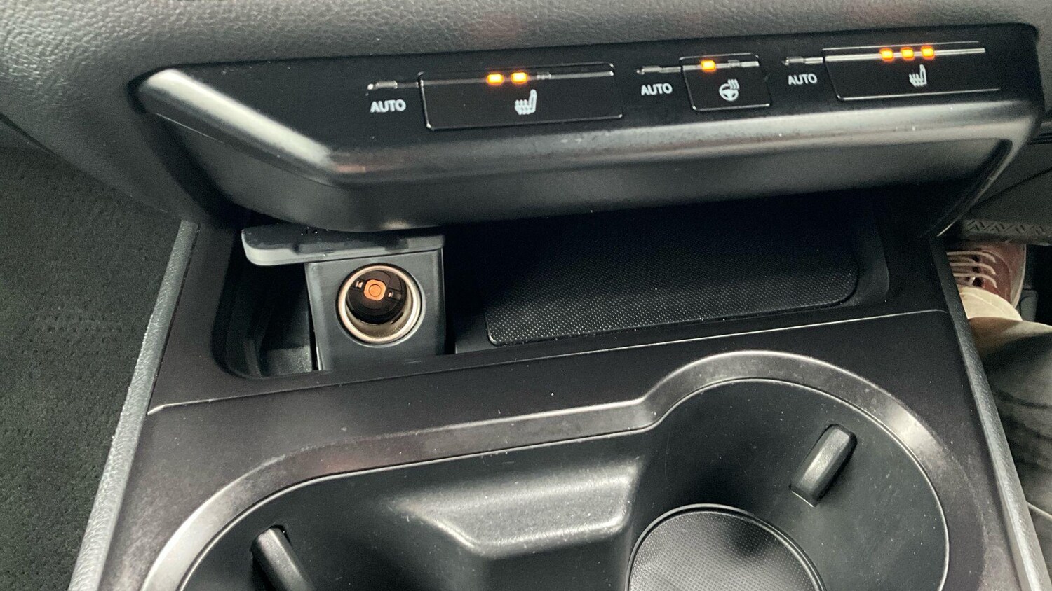 Used Lexus UX 2022 for sale - 77683388: Photo 32