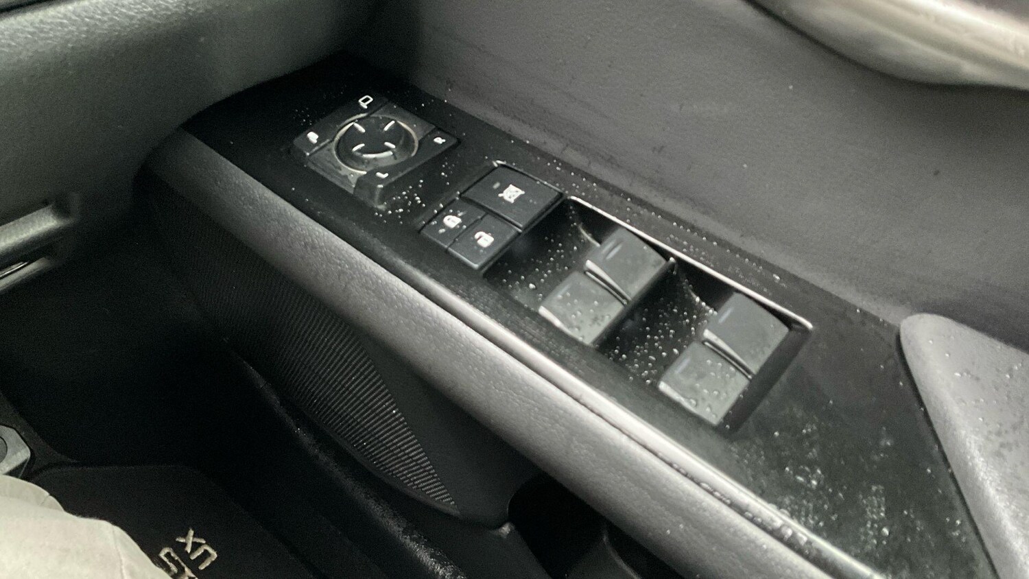 Used Lexus UX 2022 for sale - 77683388: Photo 36