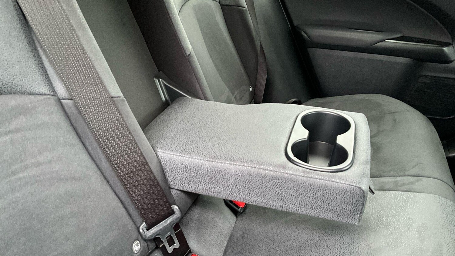 Used Lexus UX 2022 for sale - 77683388: Photo 43