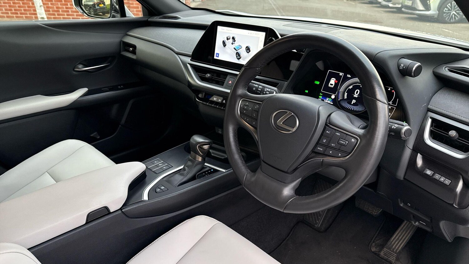 Used Lexus UX 2023 for sale - 76521683: Photo 15