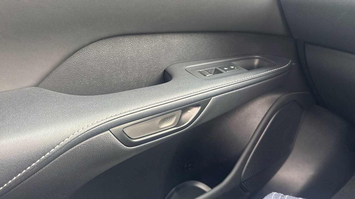 Used Lexus RX 2025 for sale - 76200605: Photo 49