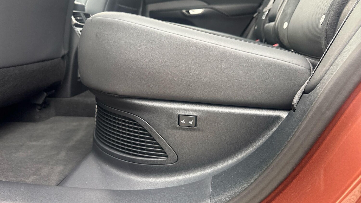 Used Lexus RX 2025 for sale - 76200605: Photo 51