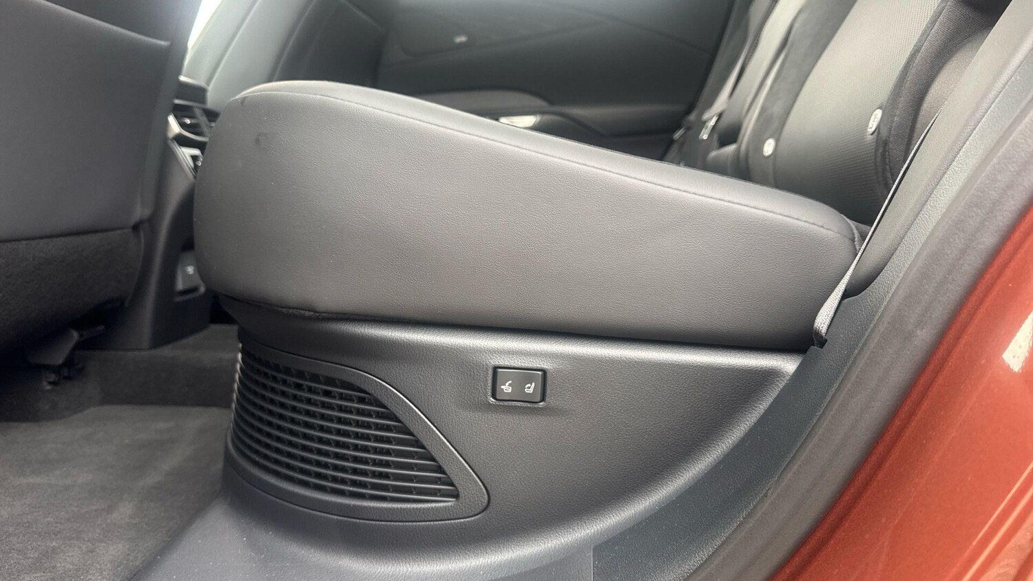 Used Lexus RX 2025 for sale - 76200605: Photo 54