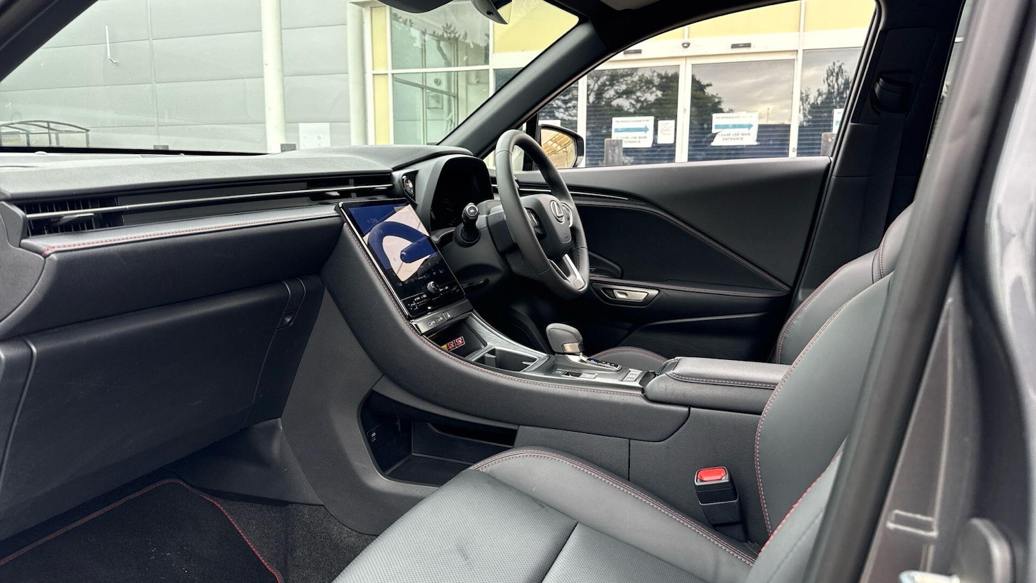 Used Lexus LBX 2024 for sale - 75927789: Photo 8