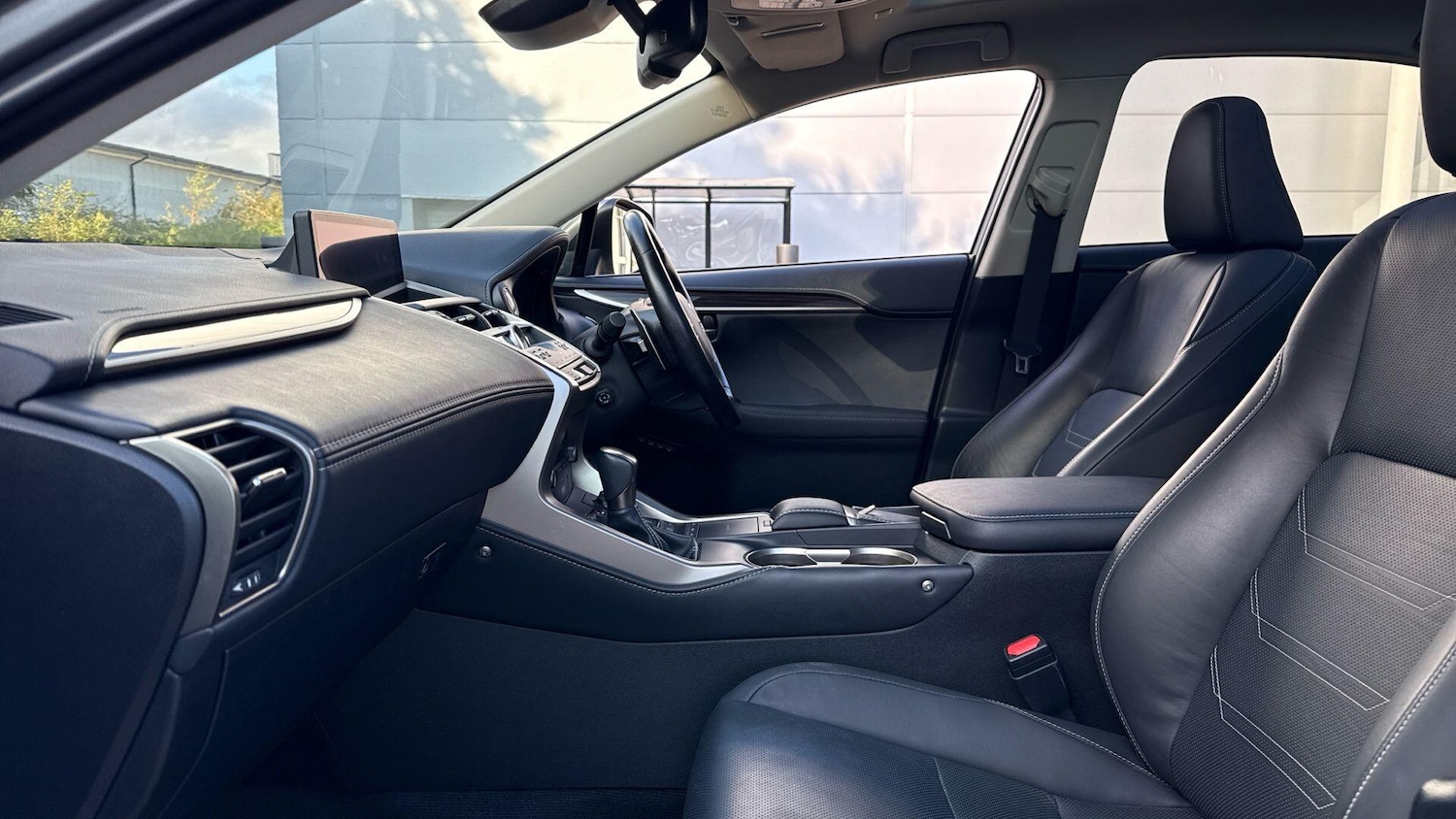 Used Lexus NX 2021 for sale - 75809577: Photo 8