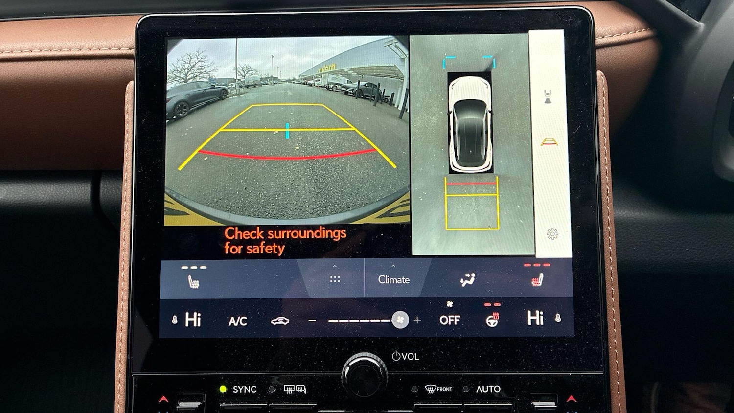 Used Lexus LBX 2025 for sale - 76801557: Photo 26