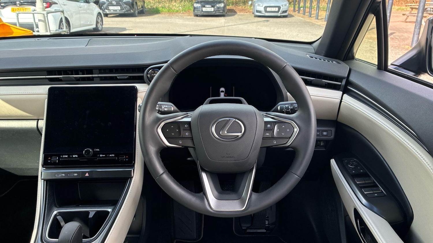 Used Lexus LBX 2025 for sale - 78006988: Photo 10