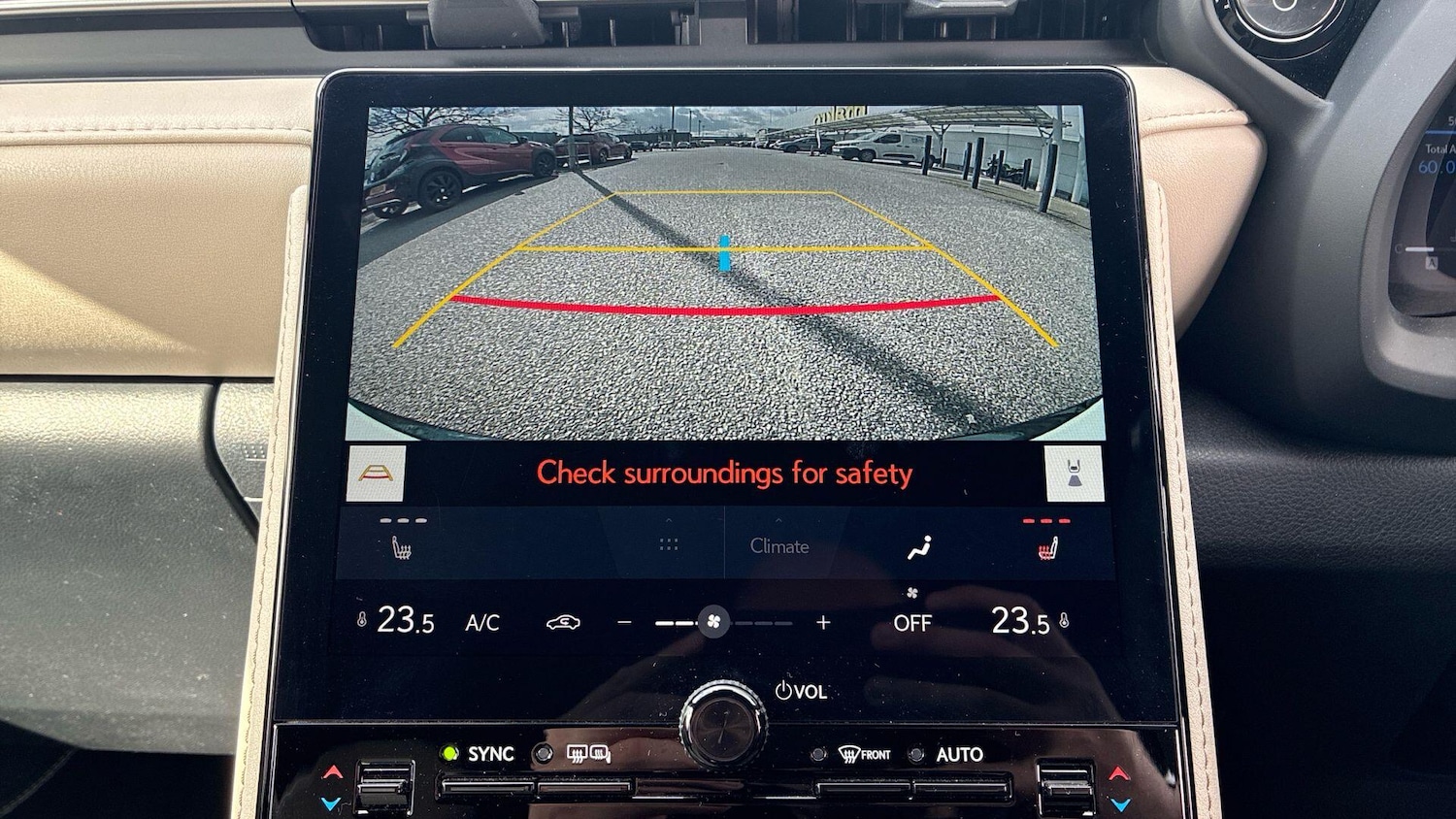 Used Lexus LBX 2025 for sale - 78006988: Photo 22