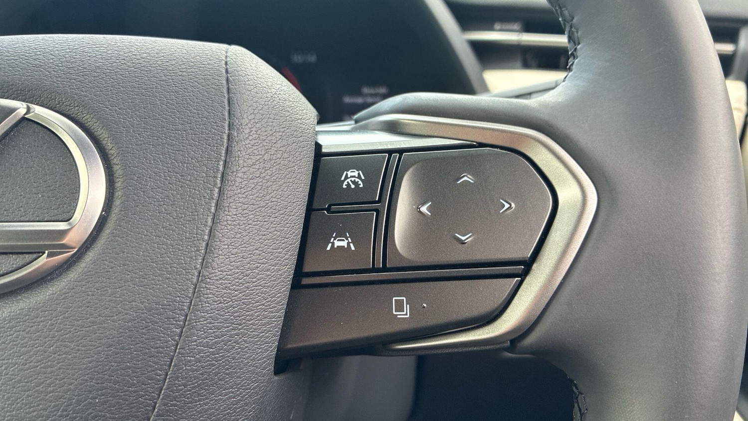 Used Lexus LBX 2025 for sale - 78006988: Photo 32